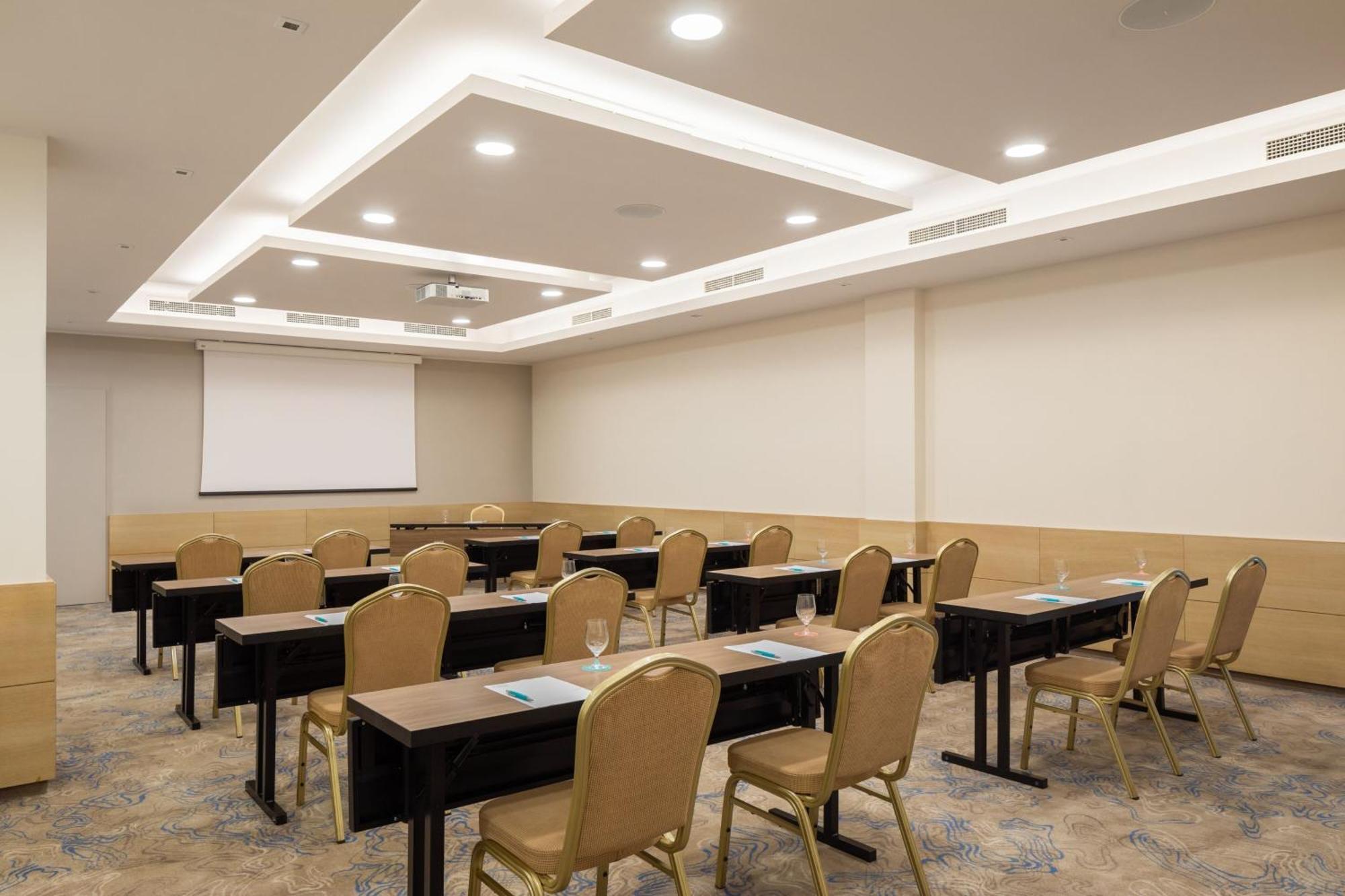 Le Meridien Lav Split Podstrana Bagian luar foto