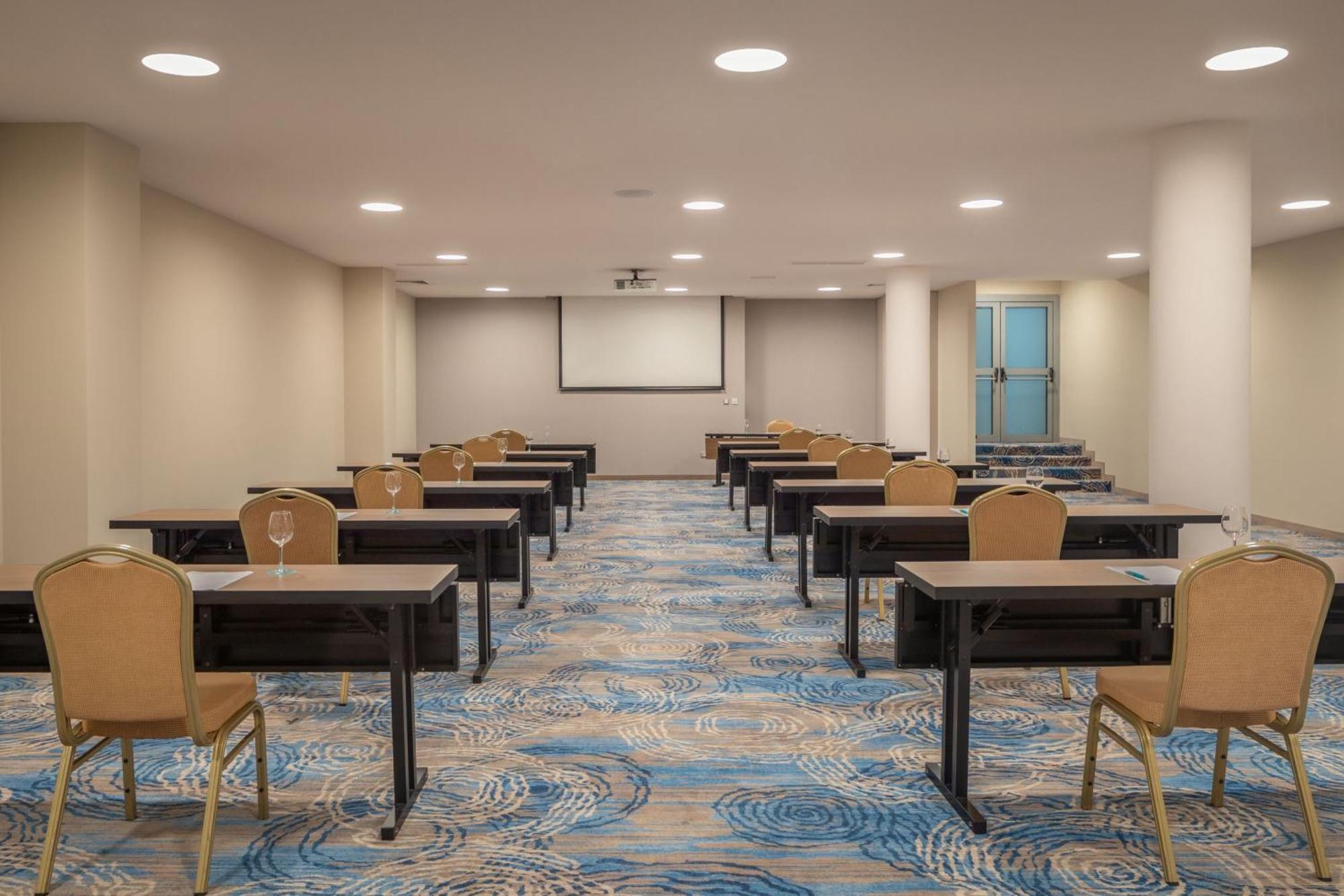 Le Meridien Lav Split Podstrana Bagian luar foto