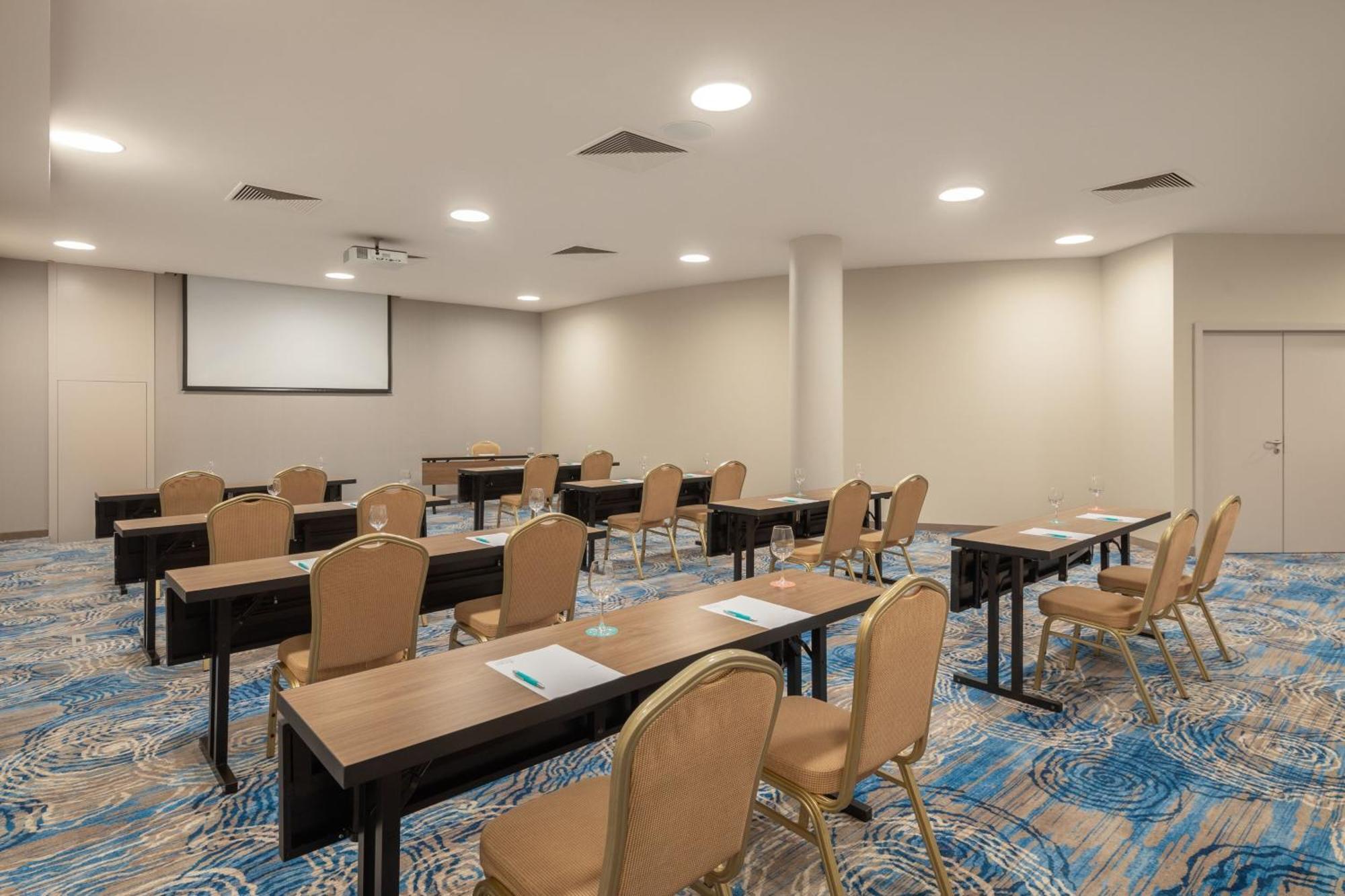 Le Meridien Lav Split Podstrana Bagian luar foto