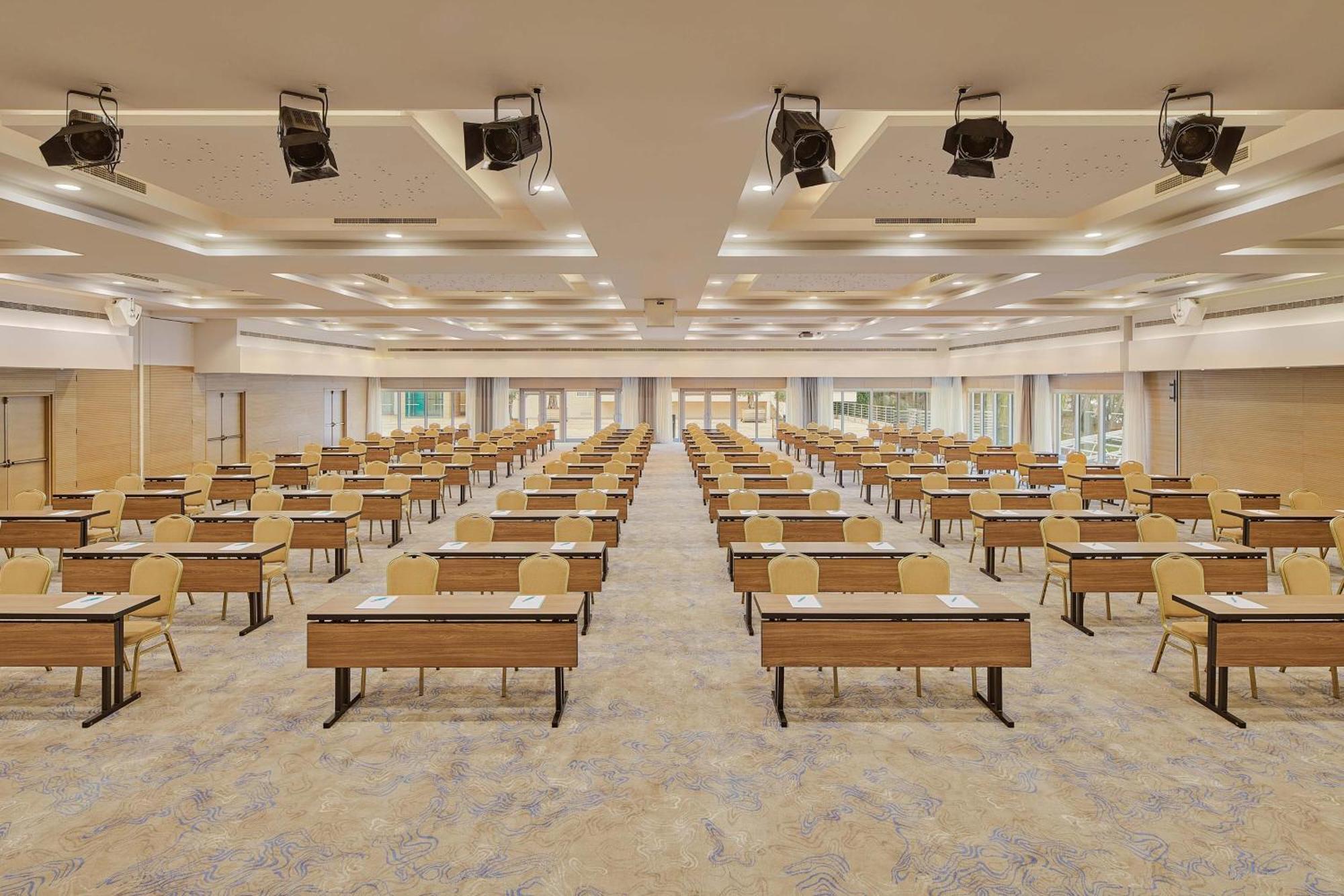 Le Meridien Lav Split Podstrana Bagian luar foto